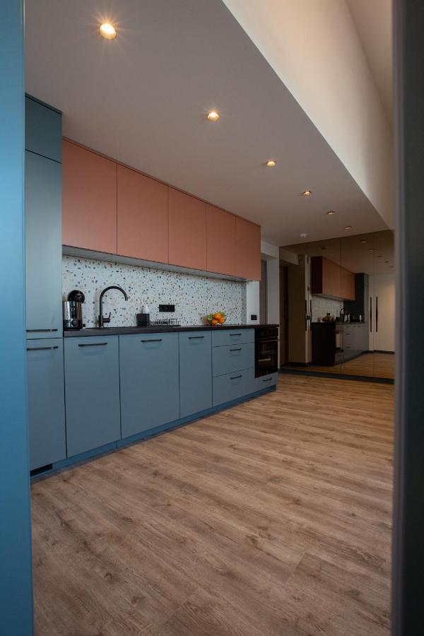M8 Stylish One-Bedroom Apartment Kaunas Dış mekan fotoğraf